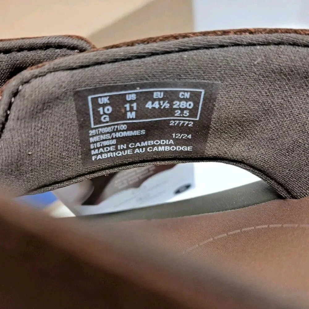 Clarks Mens Wesley Sun Beeswax Brown Leather Flip Flop Thong Sandals Size 11 M